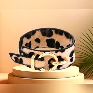 Women's FAUX fur cuff